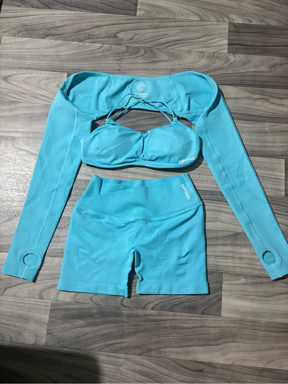 DFYNE VISION 3-Piece Set | Vision Sports Bra + Vision Shrug + Vision Shorts 4.5